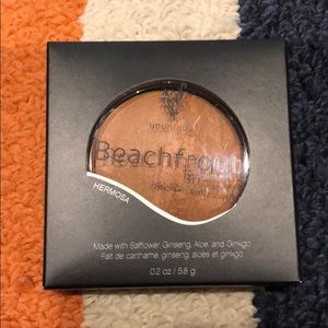 Younique Beachfront Bronzer shade: Hermosa